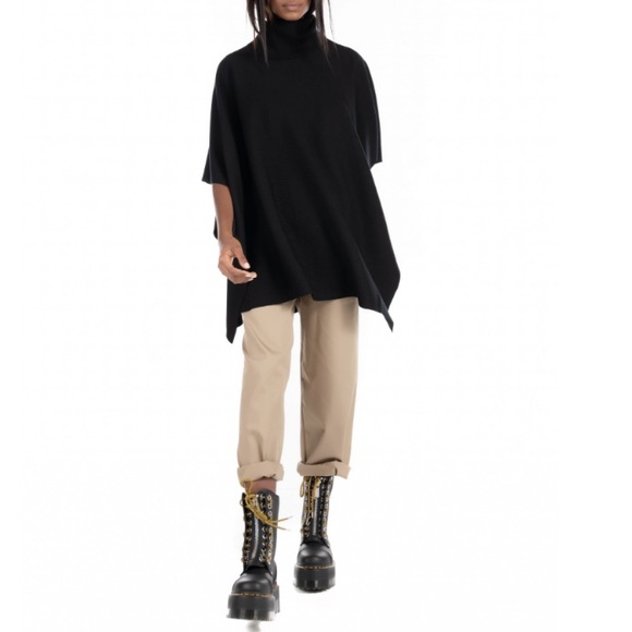 BOSS HUGO BOSS Leandra Virgin Wool Poncho - Picture 2 of 6